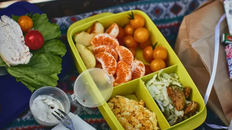 Parents à Marseille: la cantine se règle désormais en ligne