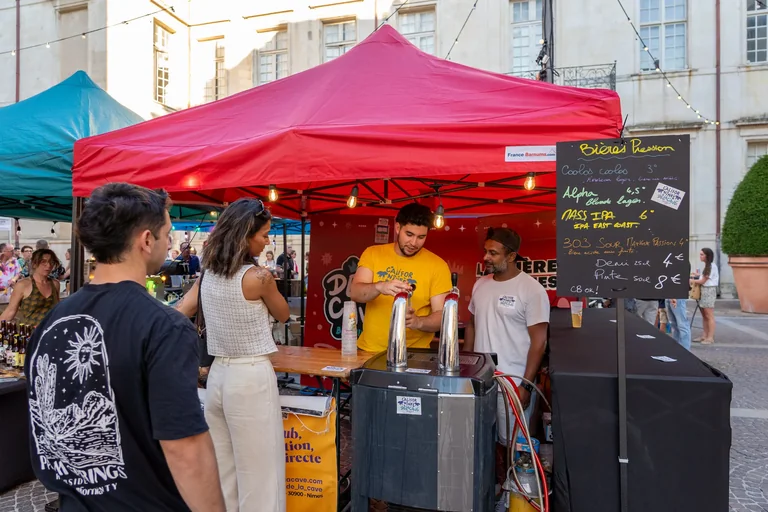 À Nîmes, les Jeudis du 30 juillet sont gratuits dans l’Écusson