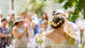 « Vous pouvez embrasser la mariée » à Saint-Étienne le 21 juillet