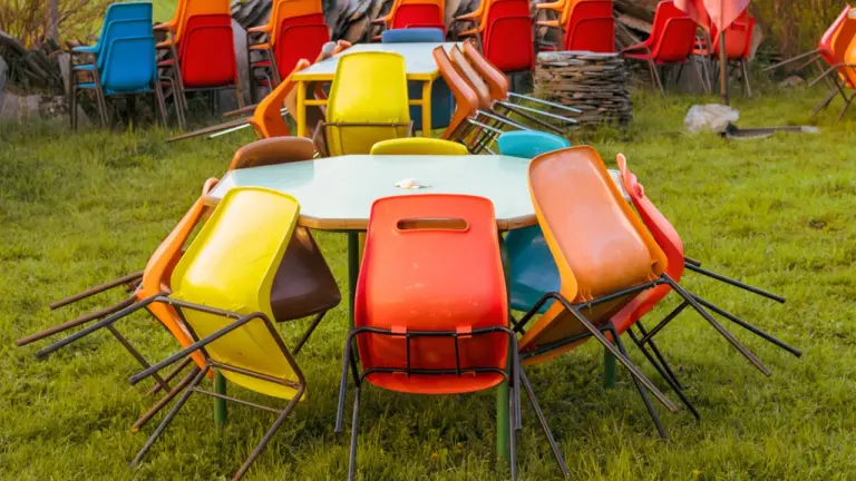 Cafés associatifs à Mérignac : gratuits dès septembre